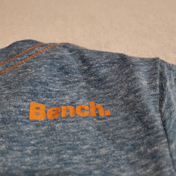 Bench heathered burnout material top - Picture 8 of 8